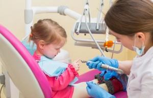 Centre Dental Cise | El dentista, amigo de los pequeños